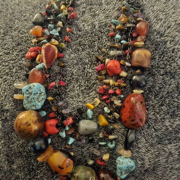 UNIQUE VINTAGE CHUNKY ORGANIZED CHAOS MULTI LAYERED NECKLACE ! ALL REAL STONES - Picture 2 of 4